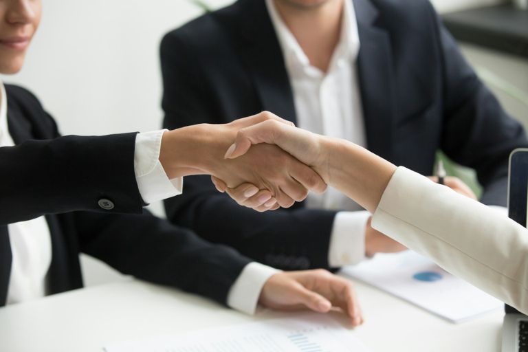 things to consider before choosing an office supplies provider