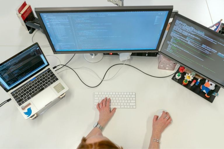 how to choose the right monitor